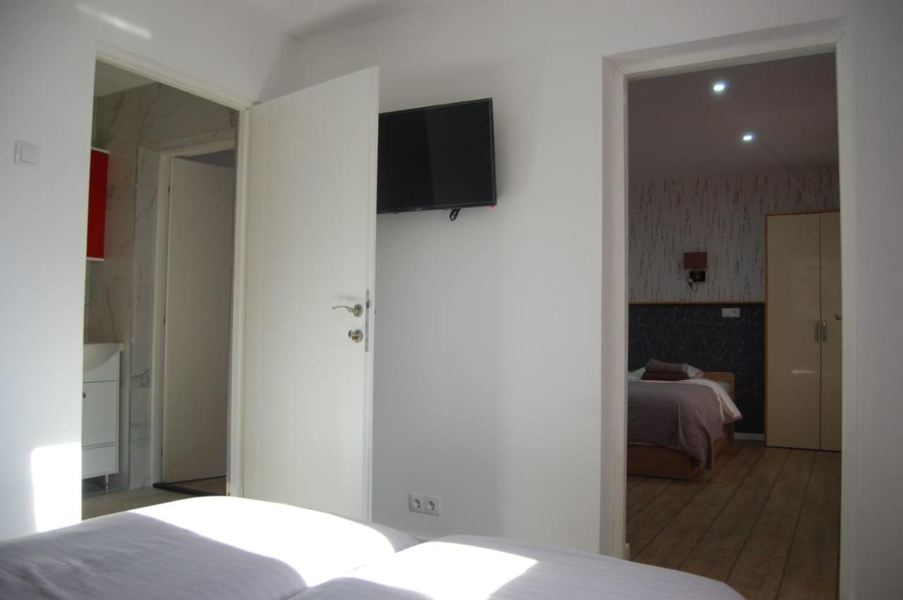 Vila Phoenix Călimăneşti Exterior foto
